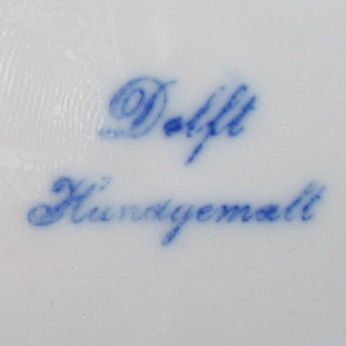 Stempelung: Delft Handgemalt - Zuordnung zur Porzellanfabrik Kalk unsicher!
